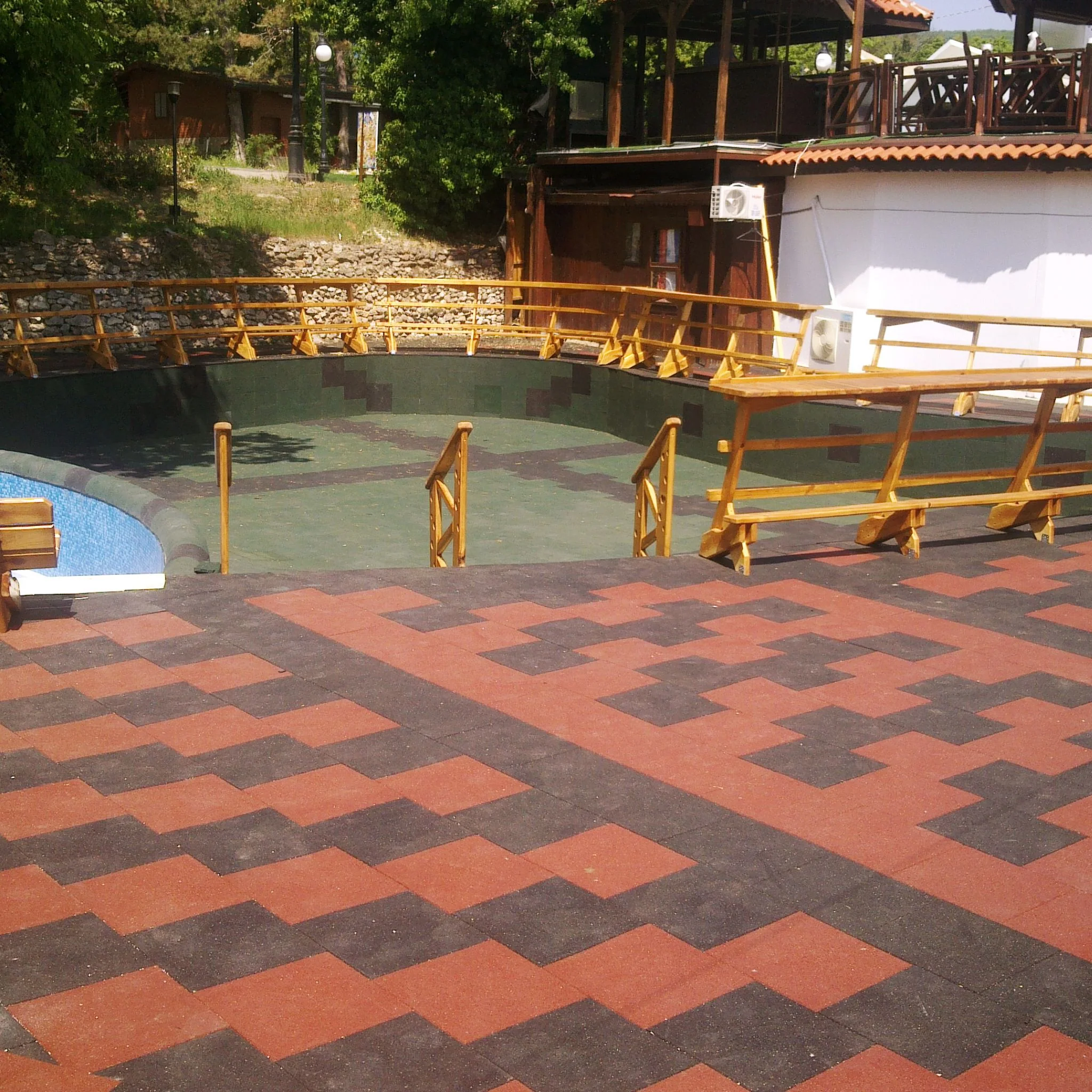 Cannons UK 50cm x 50cm x 20mm Rubber Playground Tiles (bulk discounts available) - Image 11